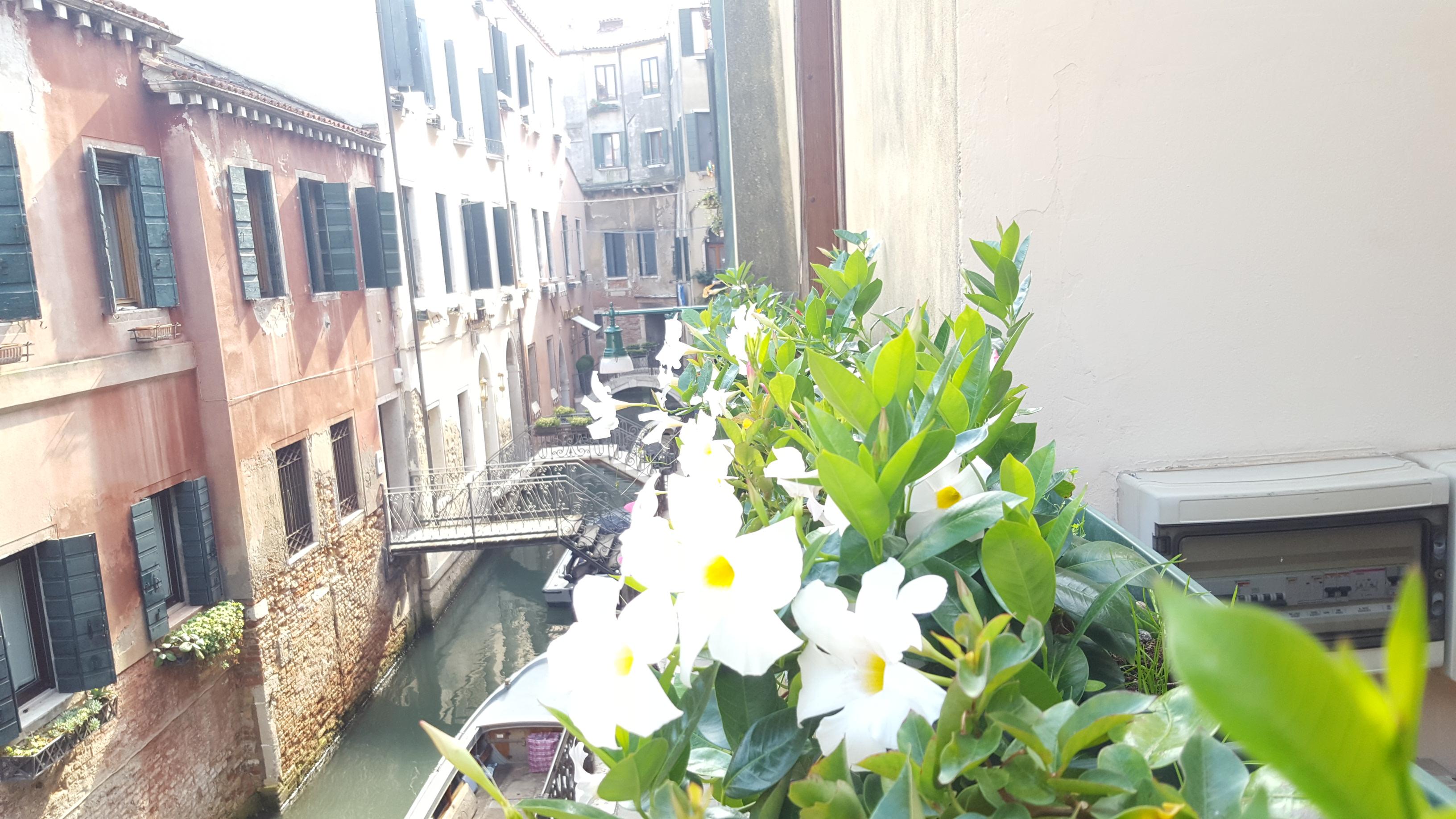 Hotel Locanda Canal Venice Exterior photo